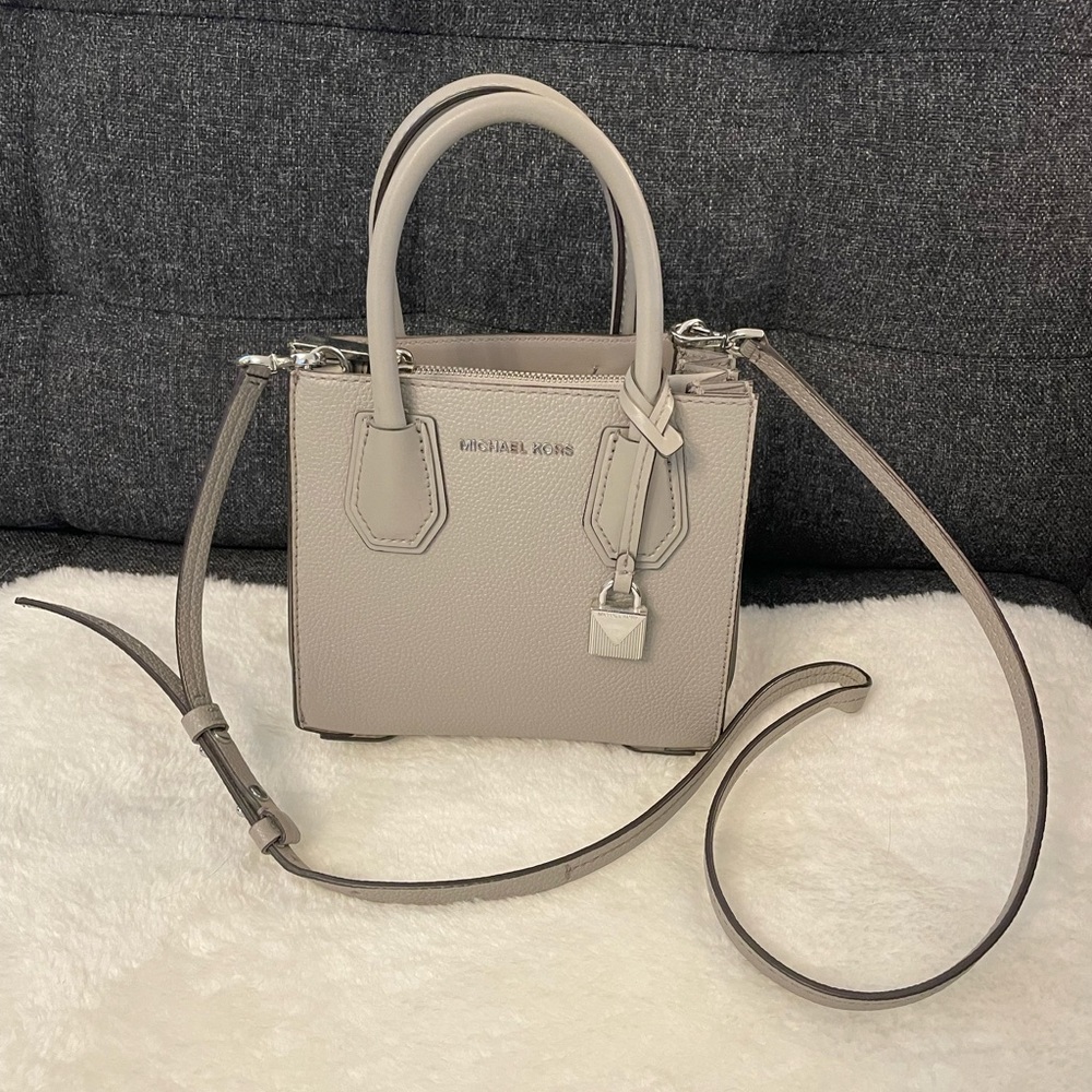 Michael Kors - Mercer Pebbled Leather Accordion Crossbody